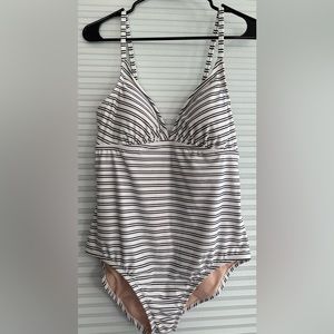 Women’s Kona Sol Triangle High Coverage Striped One Piece Swimsuit